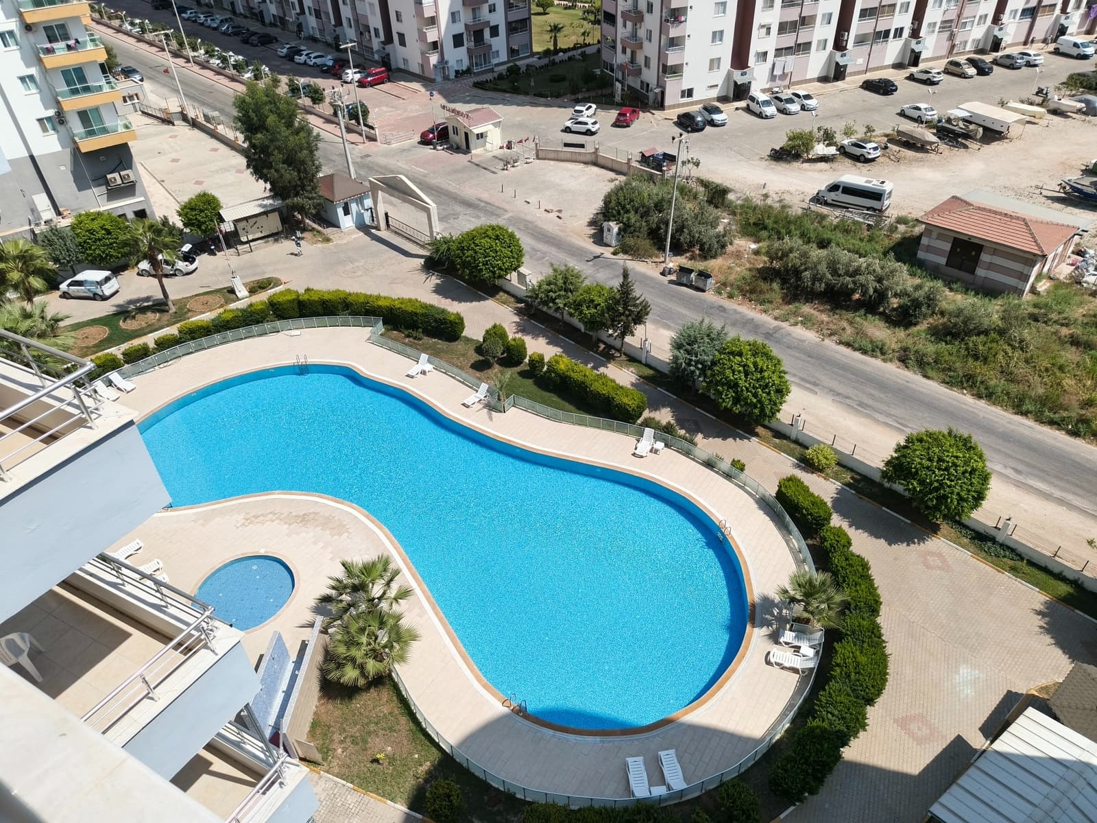EKB'DEN SUSANOĞLU'NDA (ATAKENT) DENİZ MANZARALI HAVUZLU DAİRE - Görsel 18