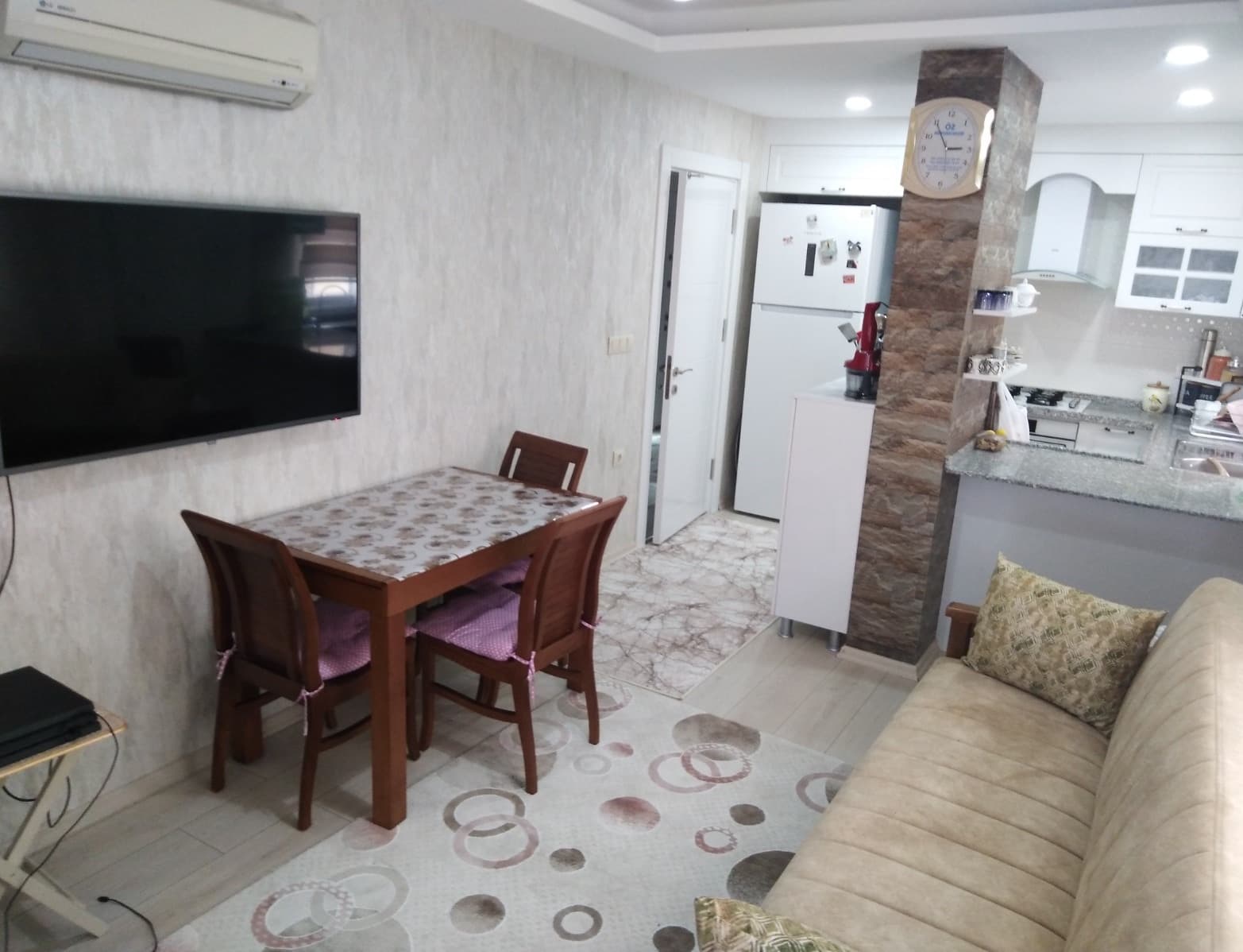 EKB'DEN SİLİFKE'NİN MERKEZİNDE ÇOK GENİŞ SATILIK DAİRE - Görsel 9