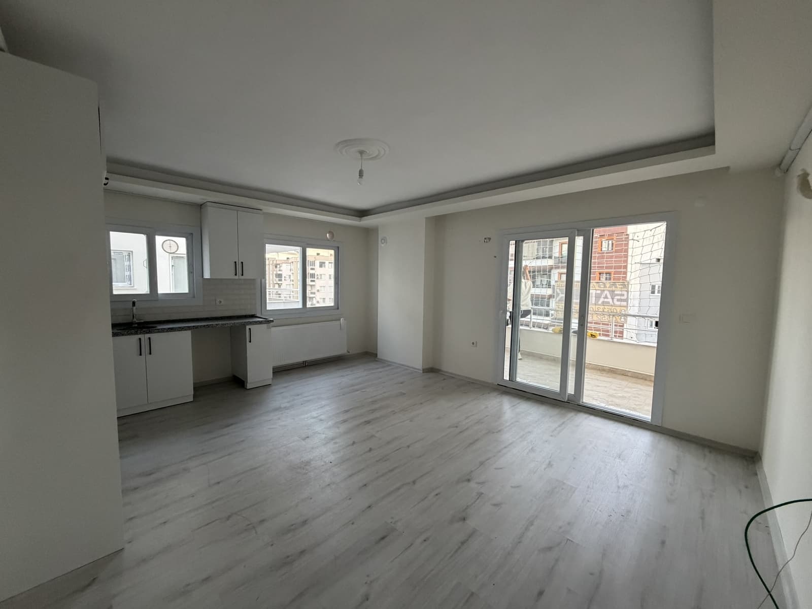 EKB'DEN GAZİ MAHALLESİ'NDE DOĞALGAZLI GENİŞ DAİRE - Görsel 2